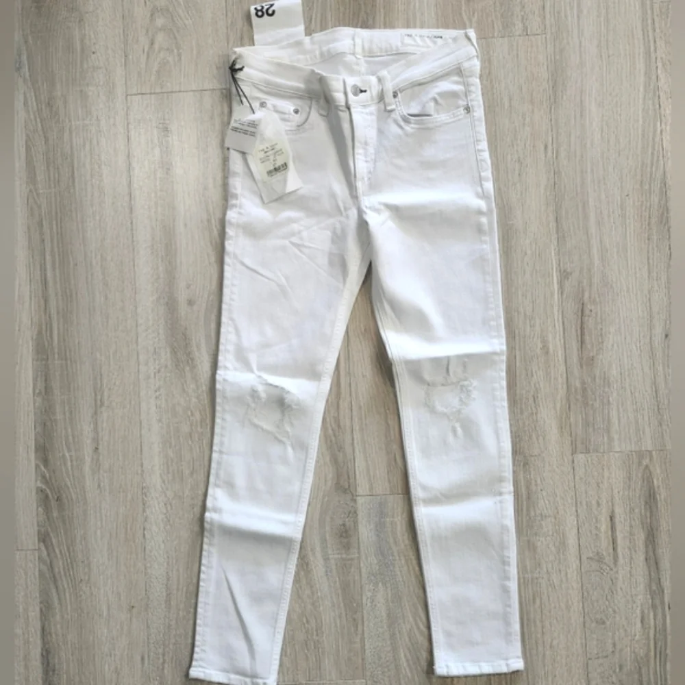 Rag & Bone Women's W/ HLS Capri White Jeans (28) NWT - Picture 2 of 8
